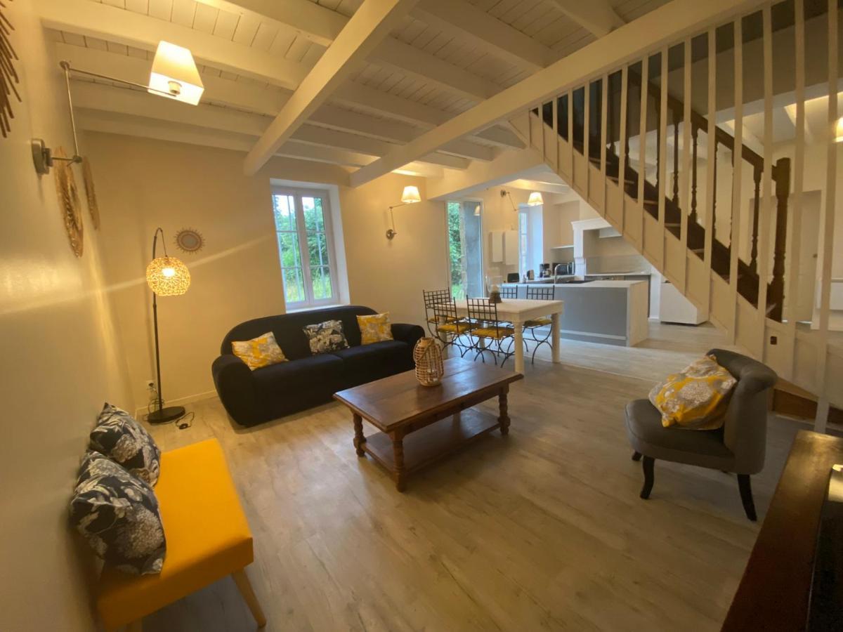 Maison Bourbonnaise idéalement placée Neuvy  Esterno foto