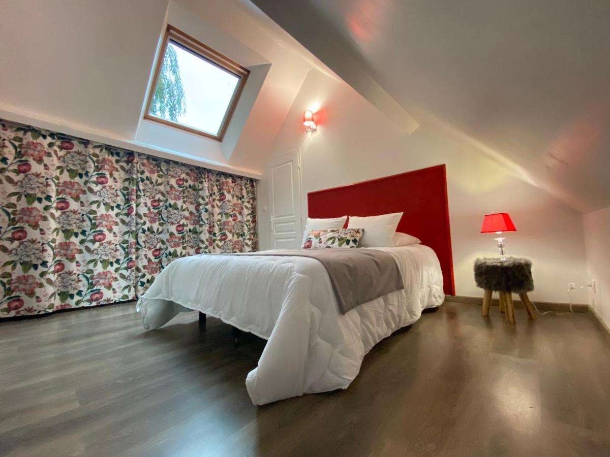 Maison Bourbonnaise idéalement placée Neuvy  Esterno foto